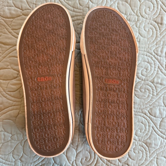 Taos Z Soul Sneaker Gray Side Zipper Laces Size 9 Wide Women - Picture 9 of 12